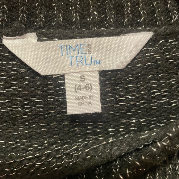 NWT - Picture 2 of 2